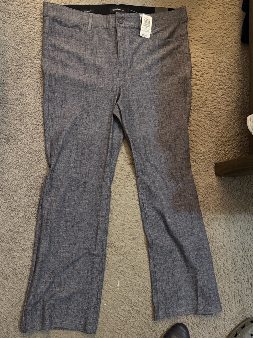 NWT Studio by Torrid Gray Textured Dress Pants, size 20R